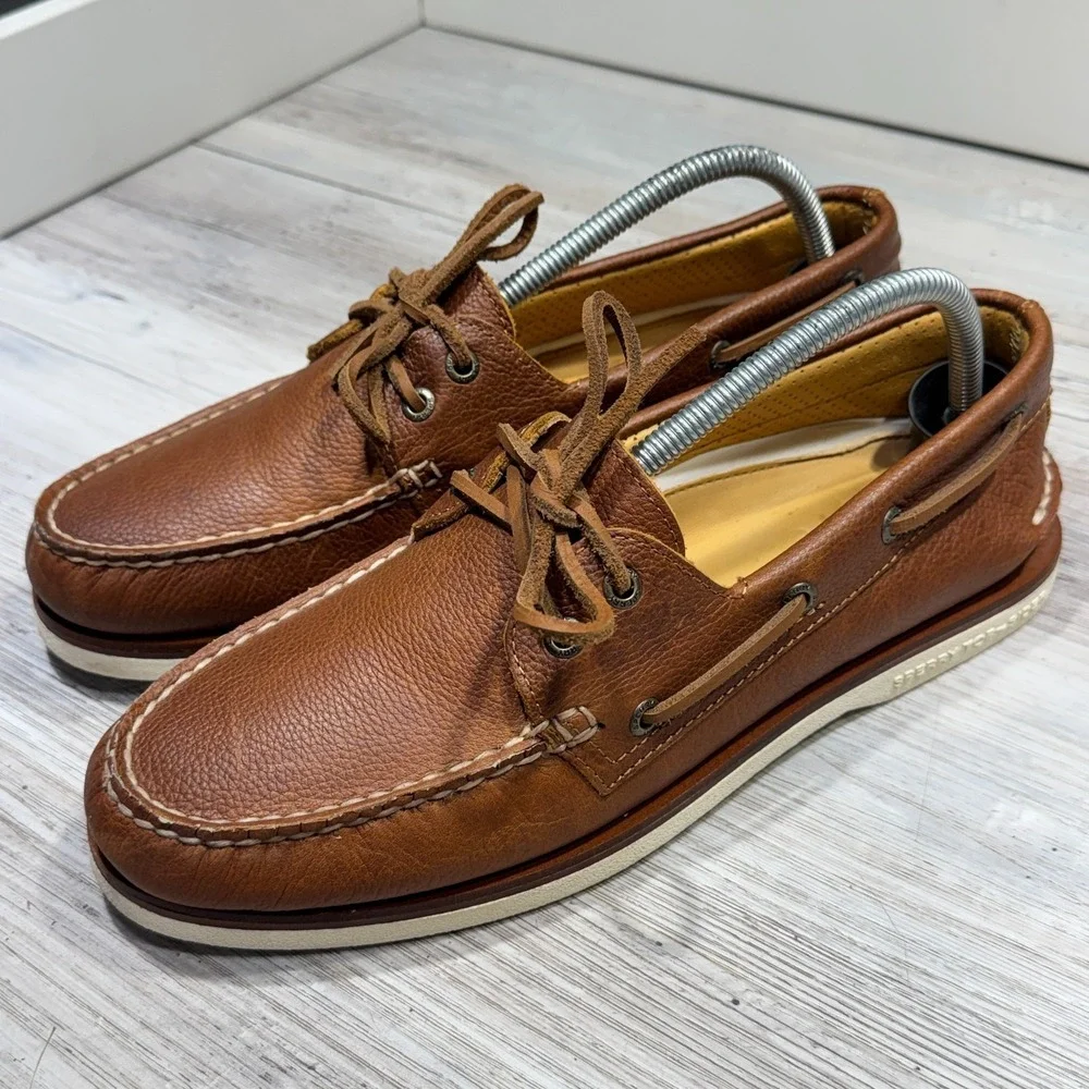 Sperry Gold Authentic Original 2-Eye Tan Tumbled Boat Shoe STS25504 Men's Sz 9.5