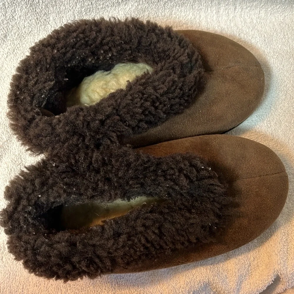 Kids handcrafted chocolate brown sheepskin slippers that fits sizes 2-3