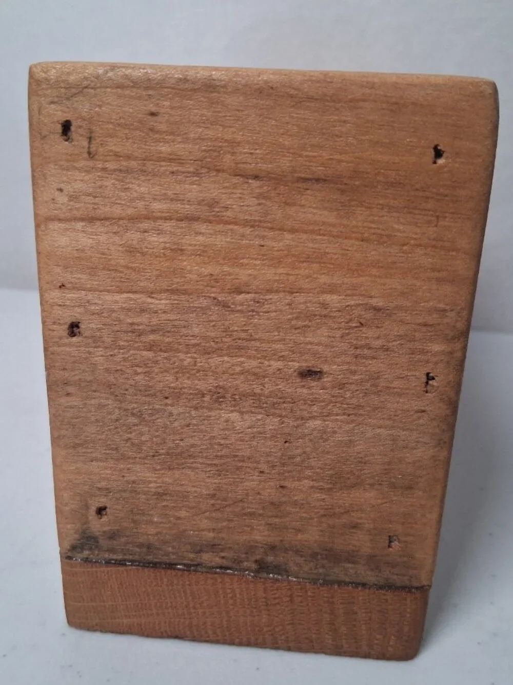 Unbranded weighs 1#