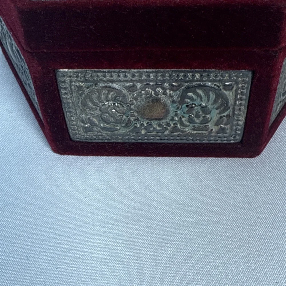 The Unbranded Brand vintage red