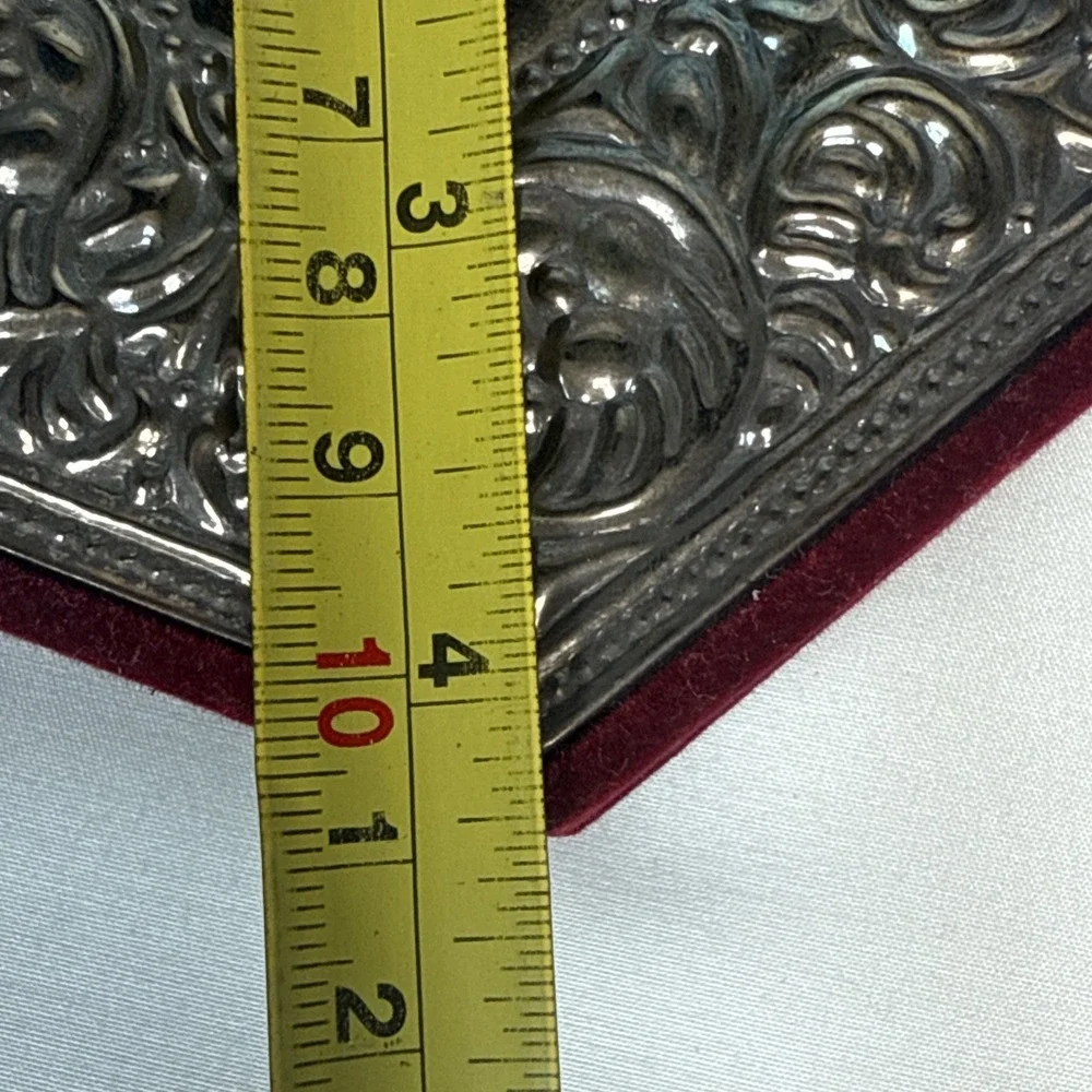 The Unbranded Brand vintage red