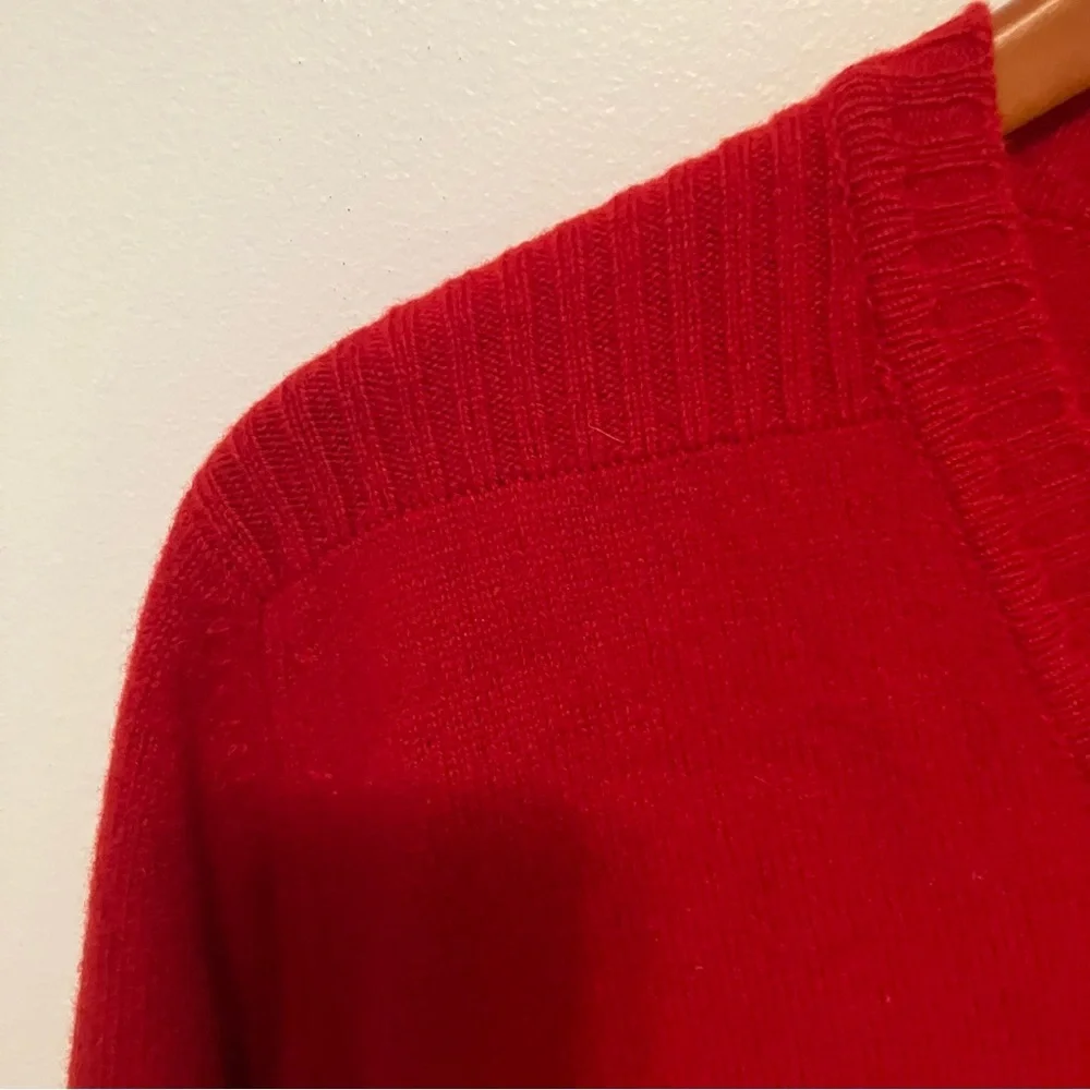 Brooks Brothers neck sweater