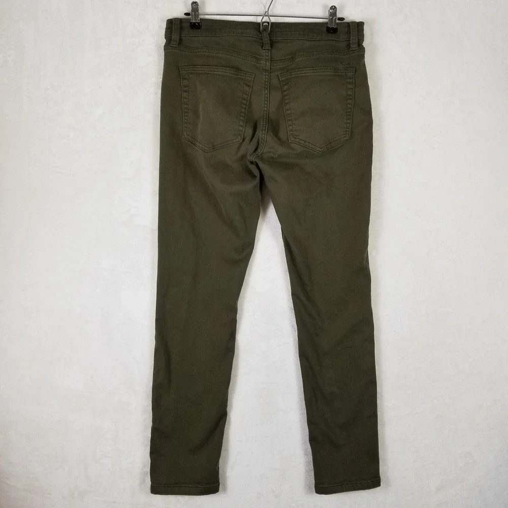 Swet Tailor from provides