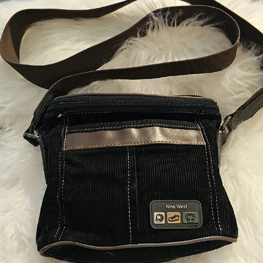 Nine West Black Corduroy Messenger Bag with Brown Trim.‎ Crossbody