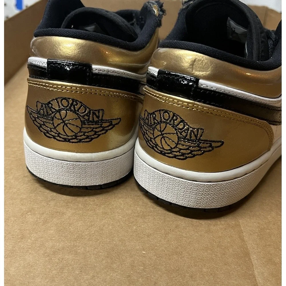 Jordan low gold
