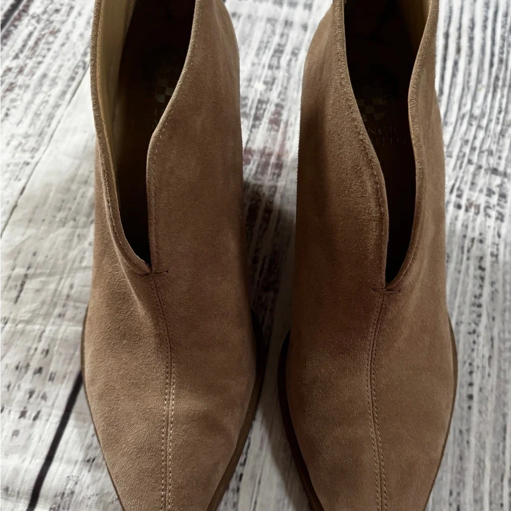Vince Camuto vince camuto