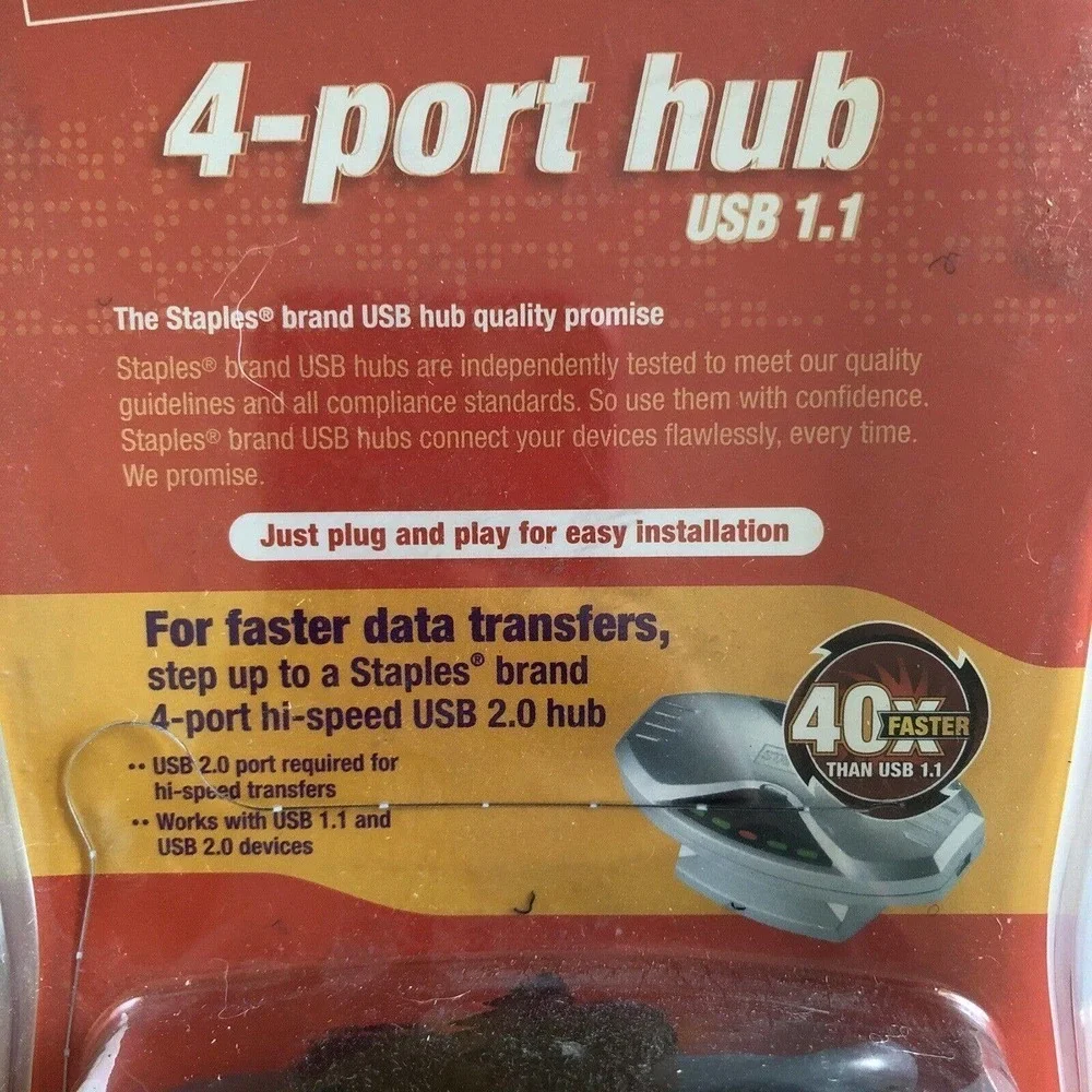 Staples 4-port Hub USB 1.1 Connects Up To 4 Devices (NEW)