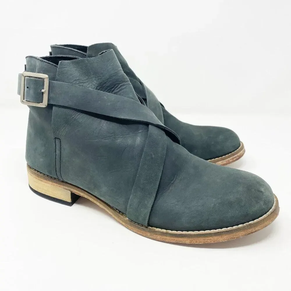 Free People Gray Nubuck Leather Ankle Boots Women's EU Size 39 Made in India EUC