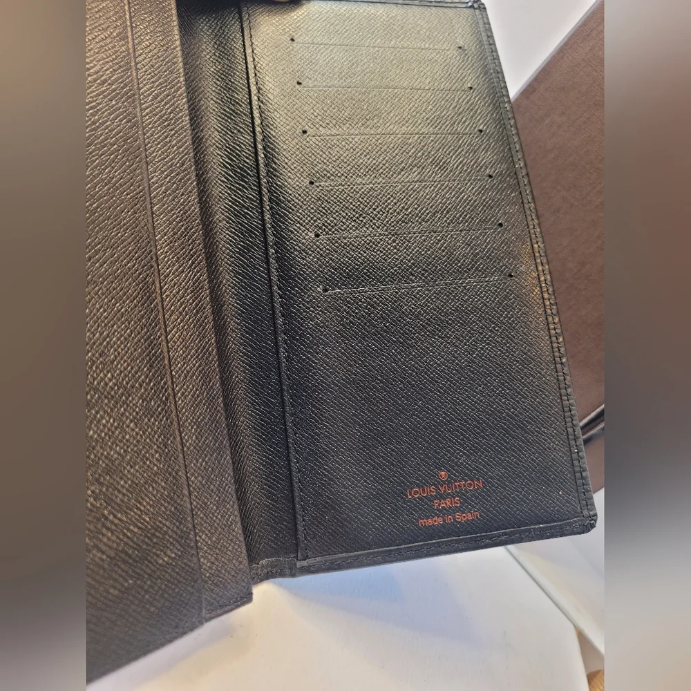 Louis Vuitton LV Epi Leather Black Unisex Long Wallet