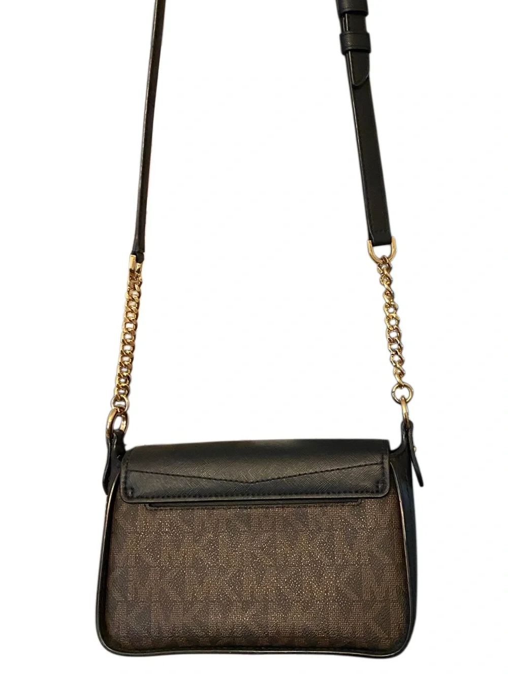 Michael Kors design features