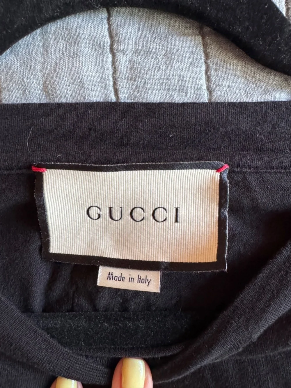 Gucci authentic logo
