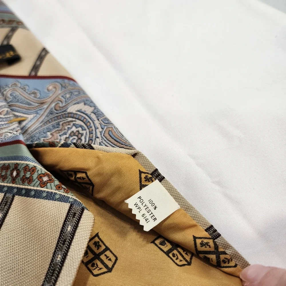 Danbury vintage necktie