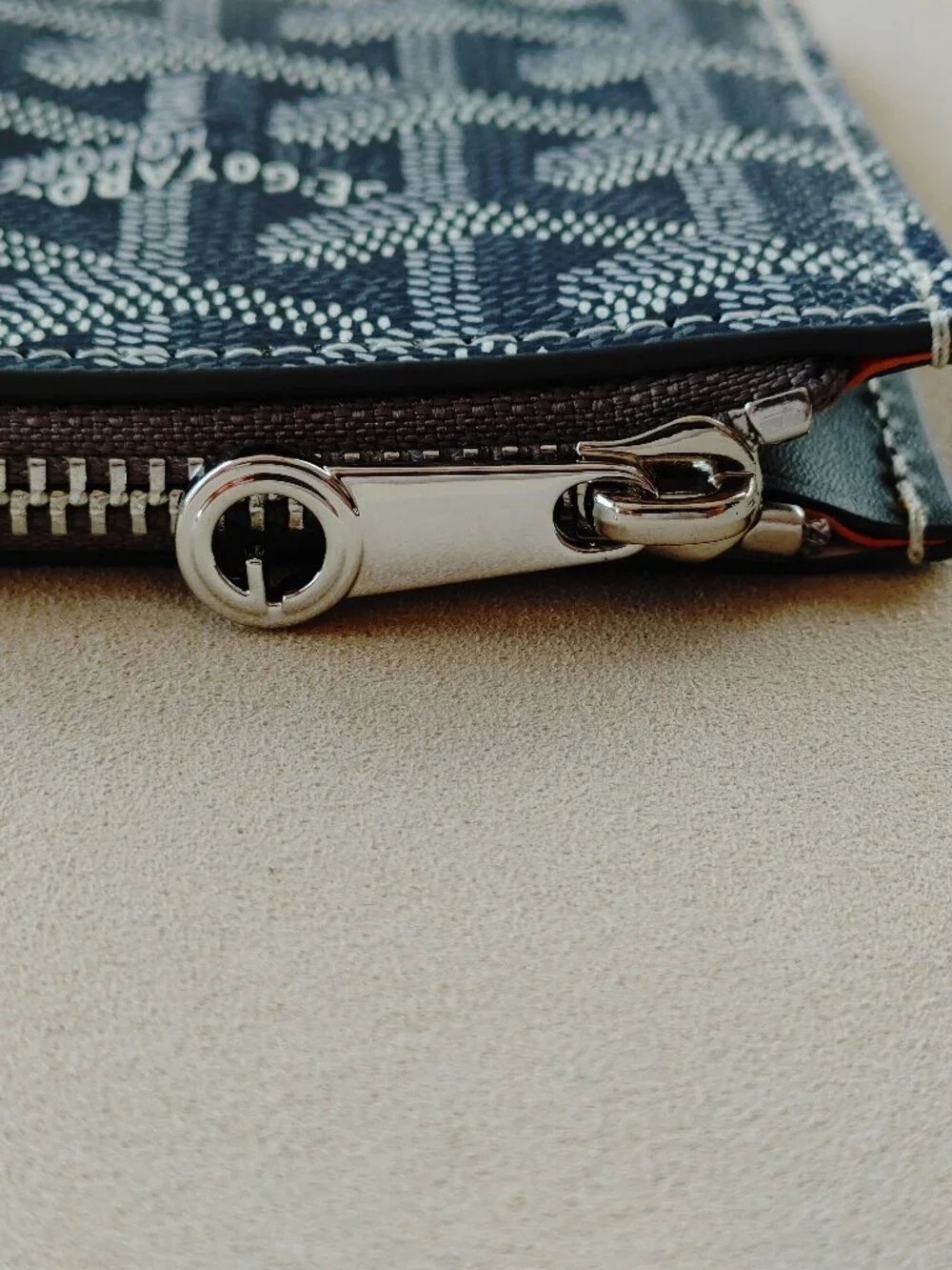 Goyard bourbon zipper