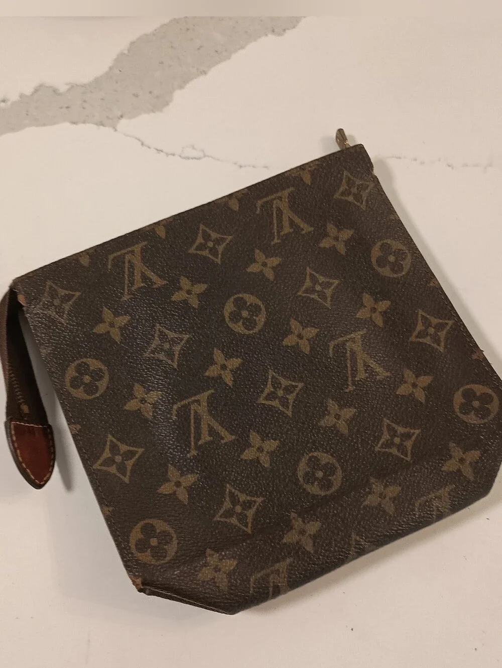 Authentic Vintage Louis Vuitton Monogram Trousse Toilette 15 Cosmetic Pouch