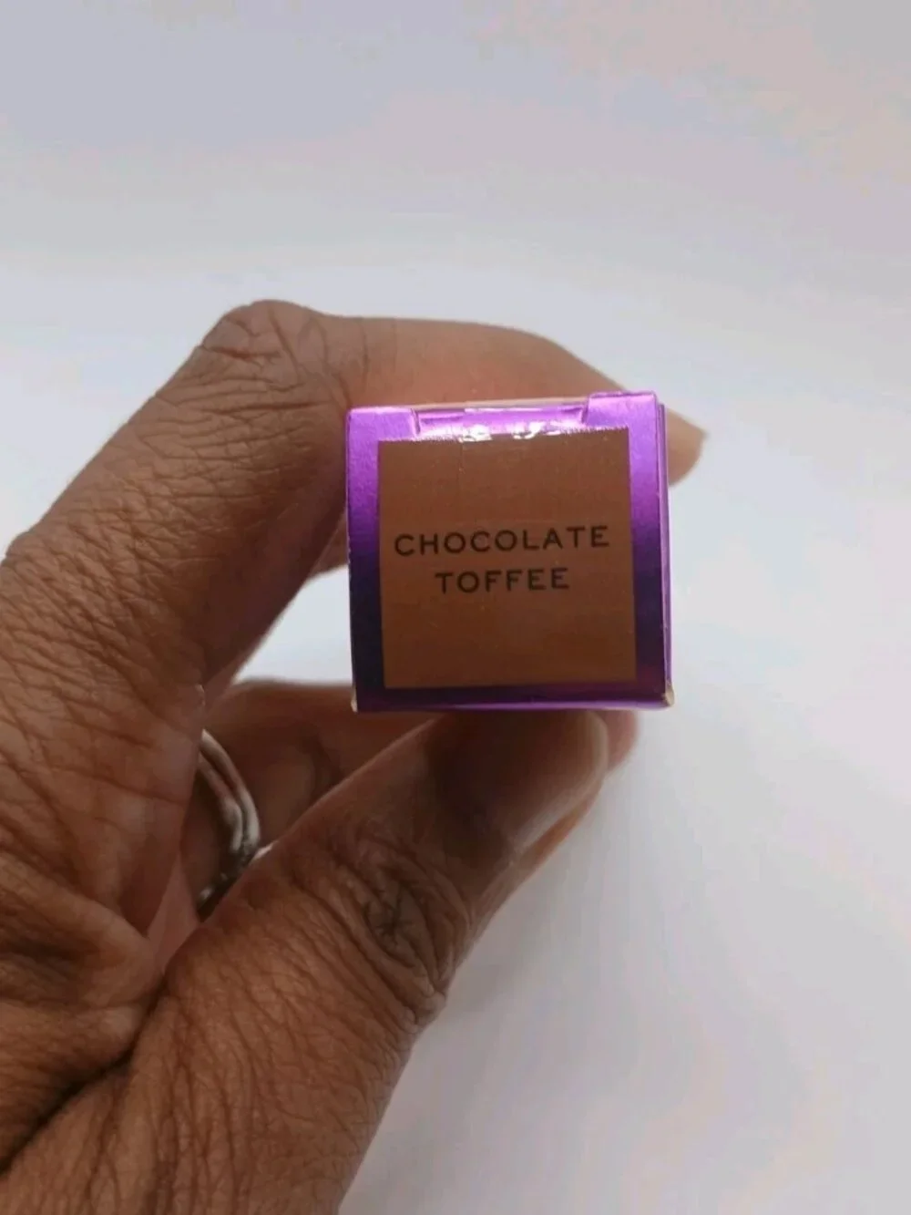 Makeup Revolution lightweight soft adding