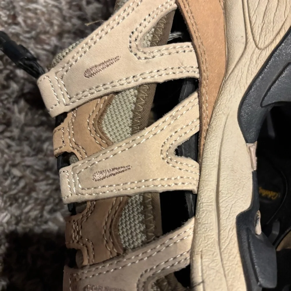Cabelas size 8m