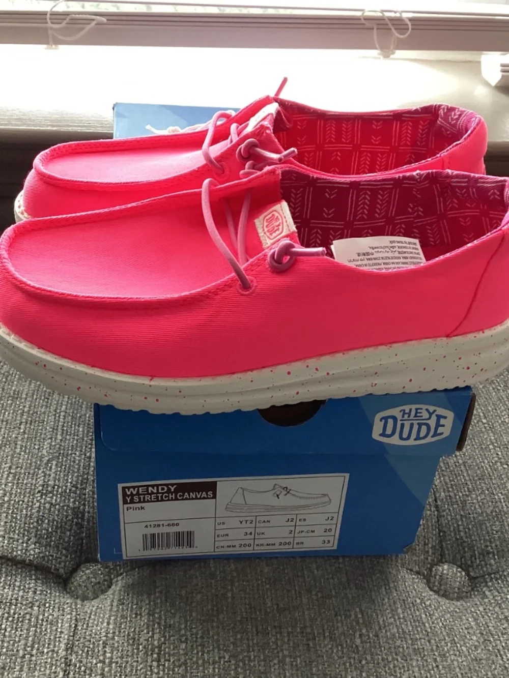 Hey Dude bright pink
