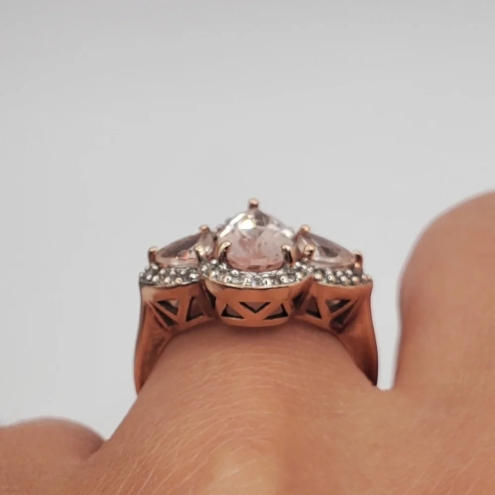 10k Solid Rose Gold Morganite Halo Ring