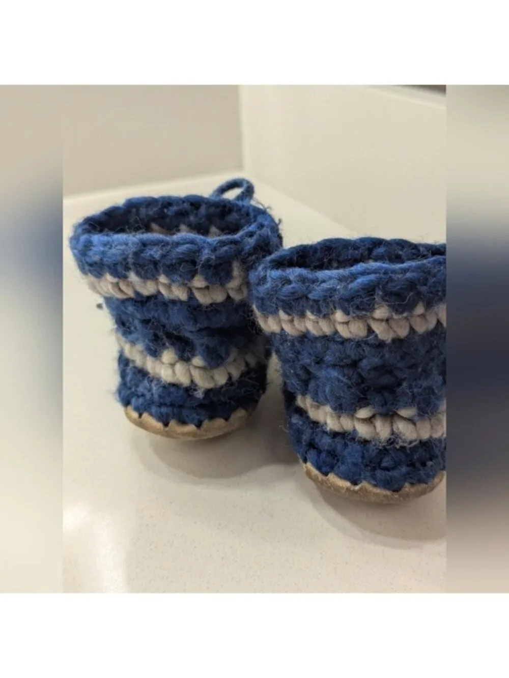 Padraig cottage Slippers in Blue & gray Wool hand-crocheted Sz B7, Age +-2