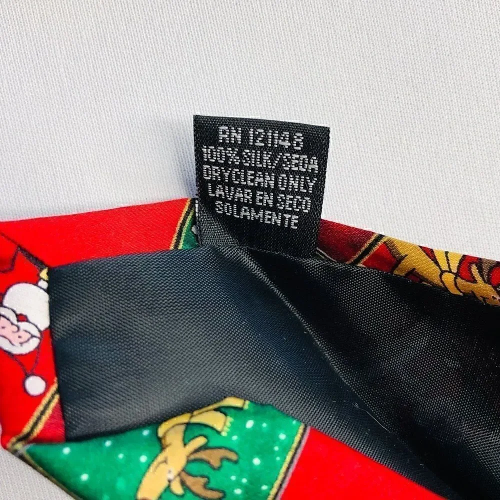 🎄Set of 2 Novelty Christmas Musical Ties – Red & Green Holiday Prints NOEL Santa