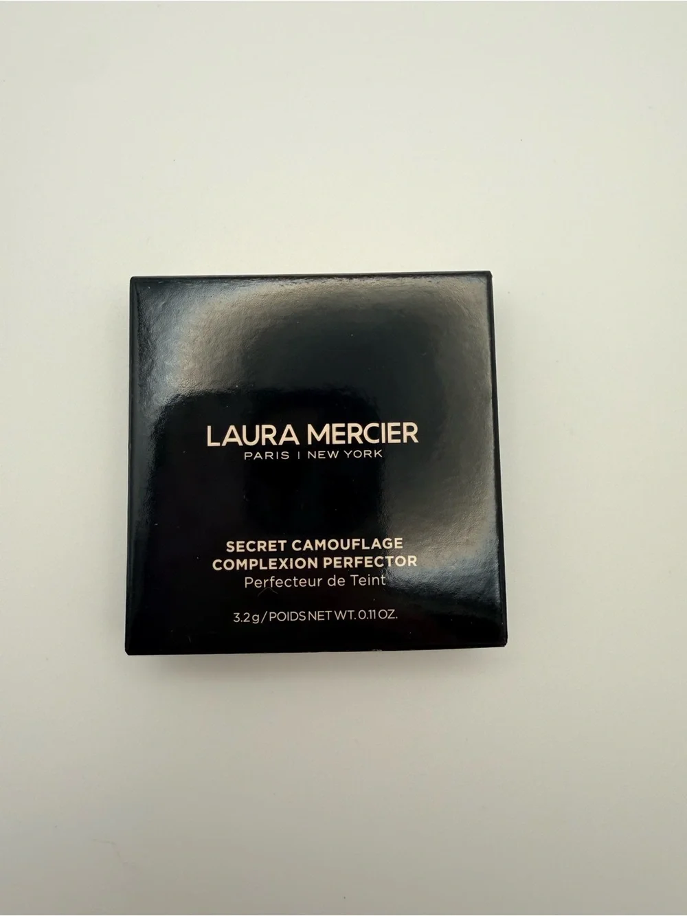 Laura Mercier Secret Camouflage Complexion Perfector in  Shade 3 Light Medium