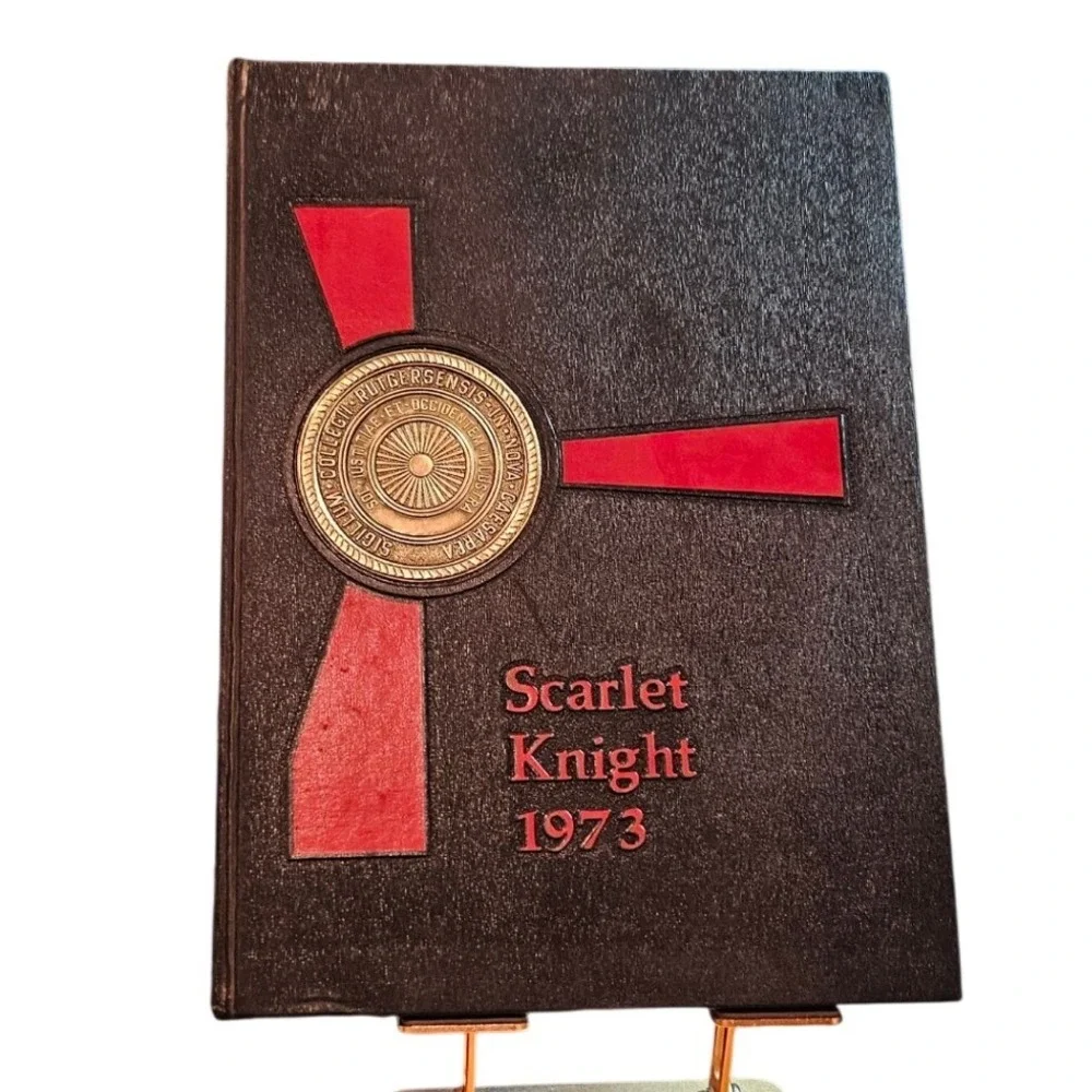 Rutgers Scarlet Knight 1973‎ Yearbook Graduation Class Book