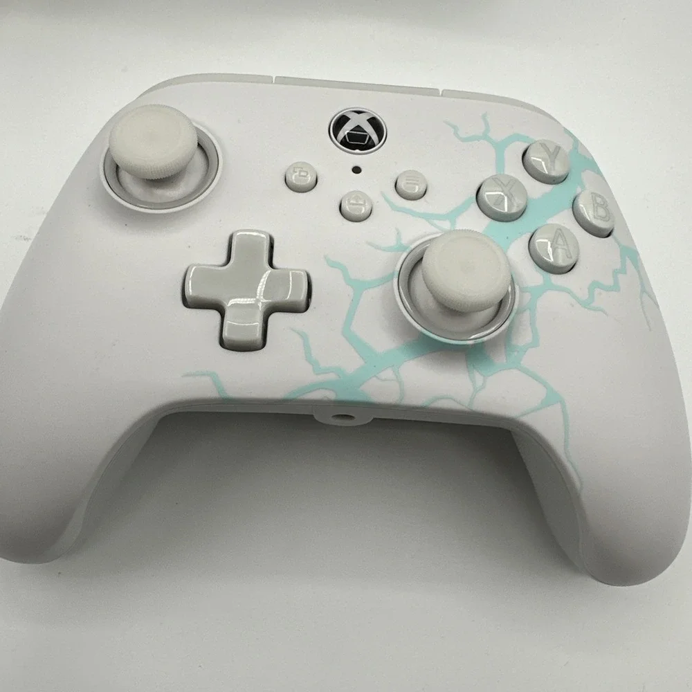 PowerA Advantage Wired Controller - XBox Series x S Artic Ice White