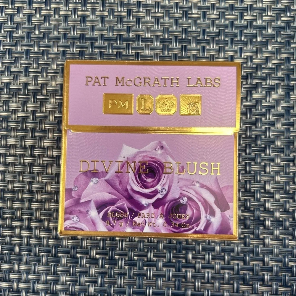 Pat McGrath nib color