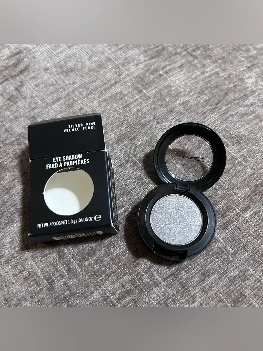 MAC SILVER RING  EYESHADOW Veluxe Pearl NIB Discontinued HTF Rare New