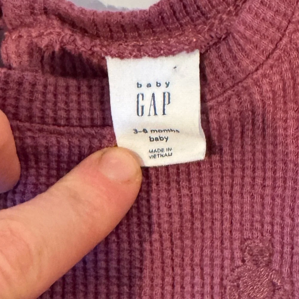 Gap Purple Basic Set 3-6 month with frilly Detail Pants and Top‎