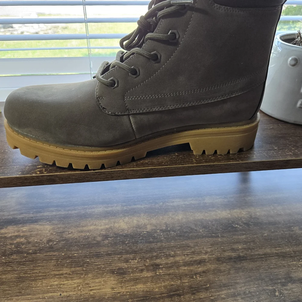 Fila Men's Charcoal‎ and Tan Boots