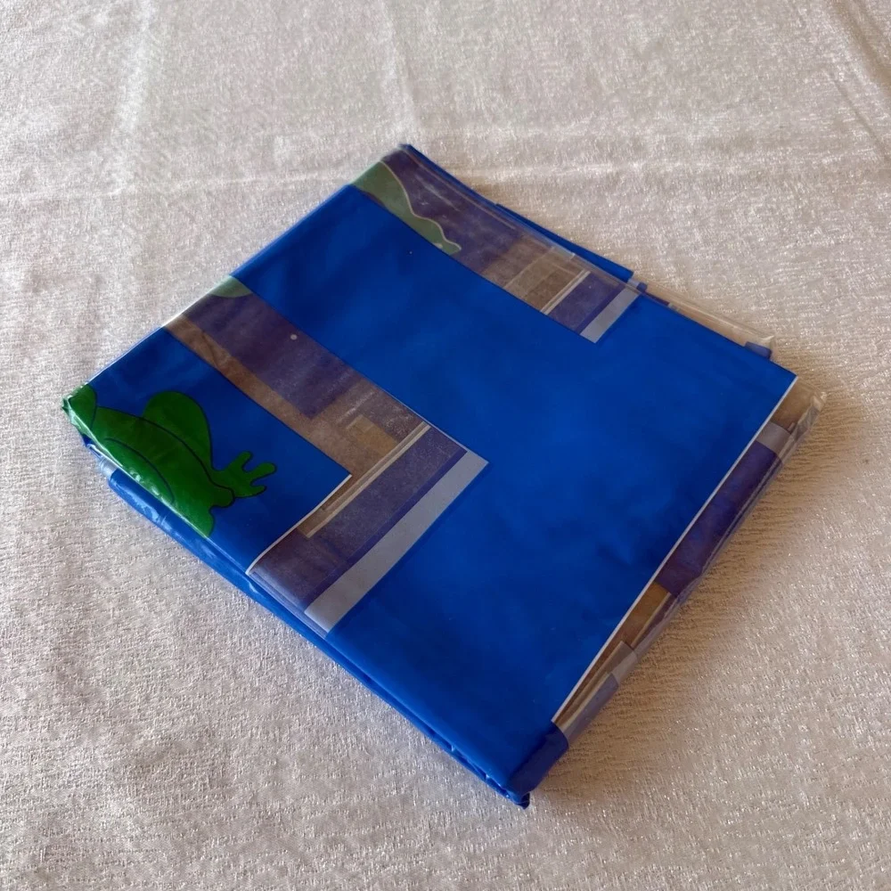N/A vintage plastic