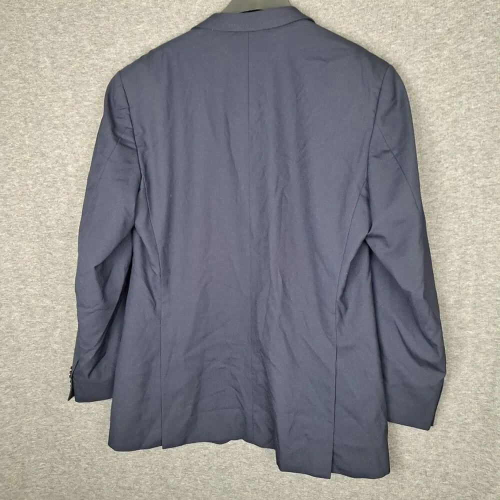 Ermenegildo Zegna buttons sleeves