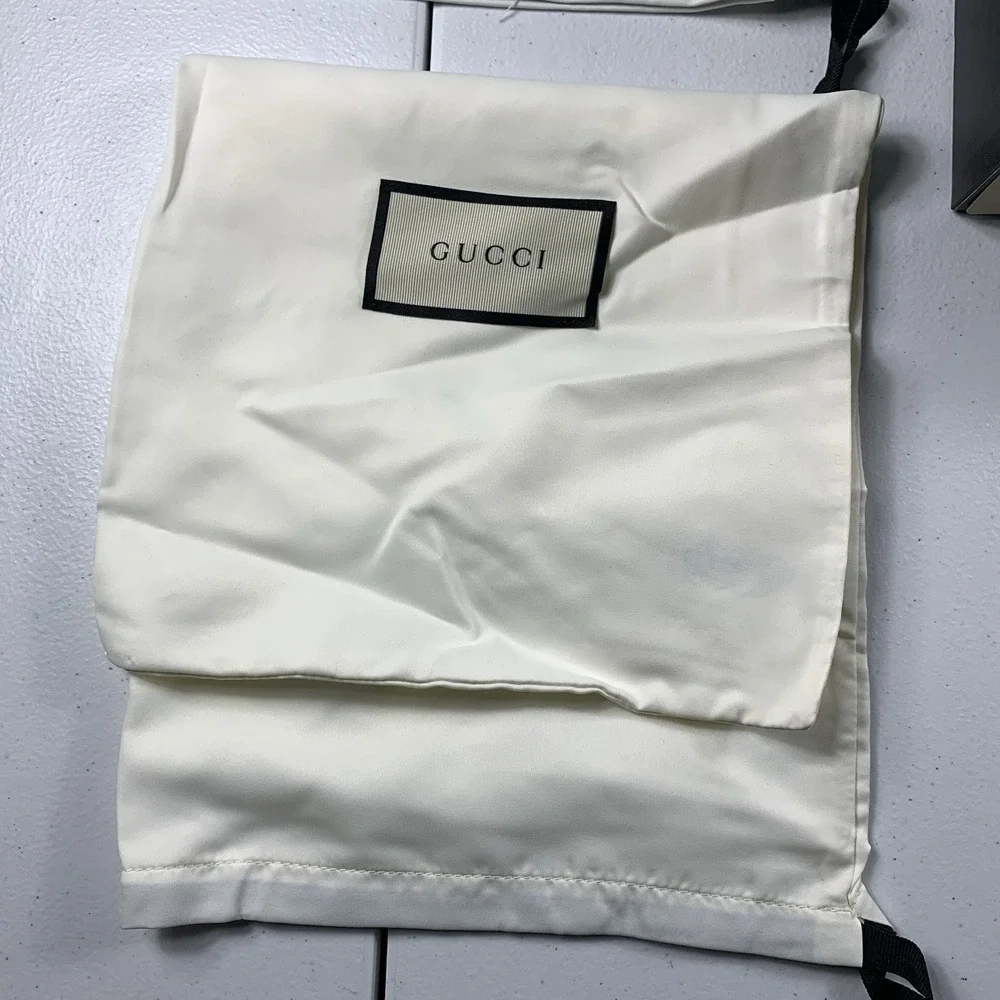 Gucci authentic black