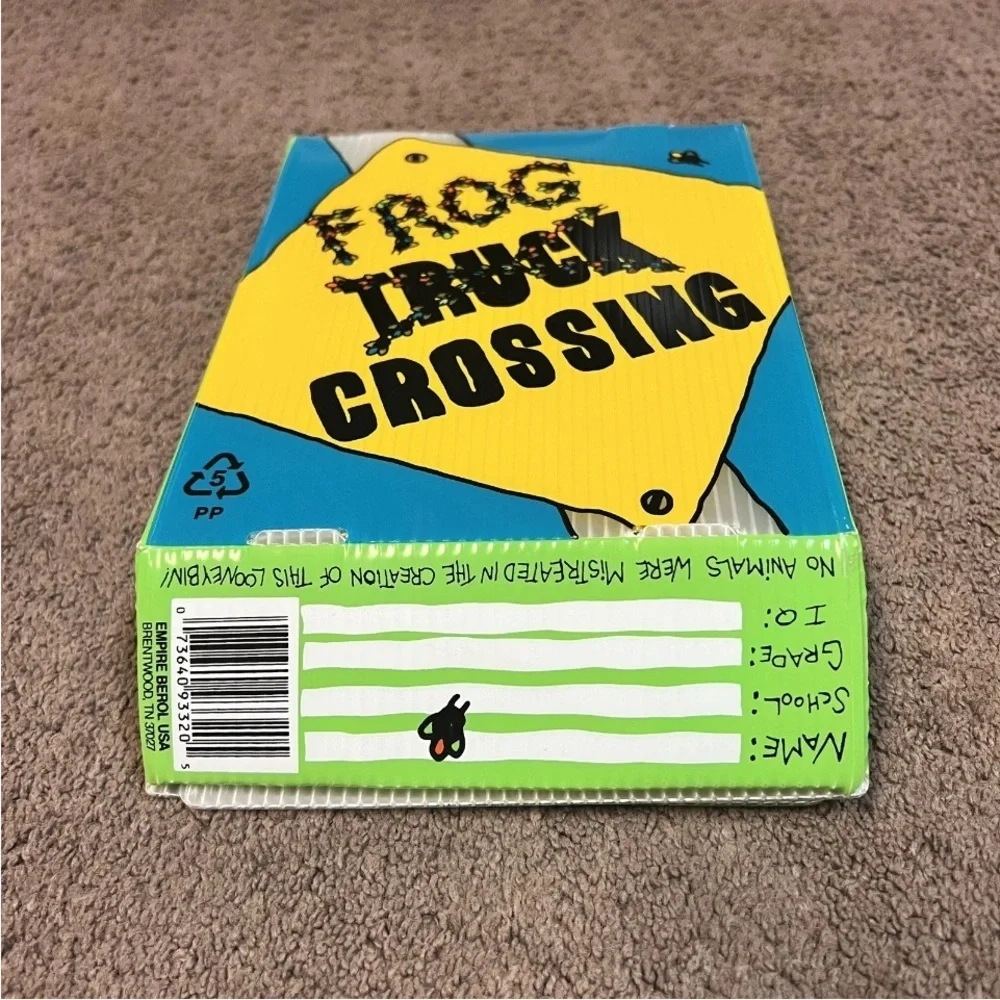 yikes vintage frog