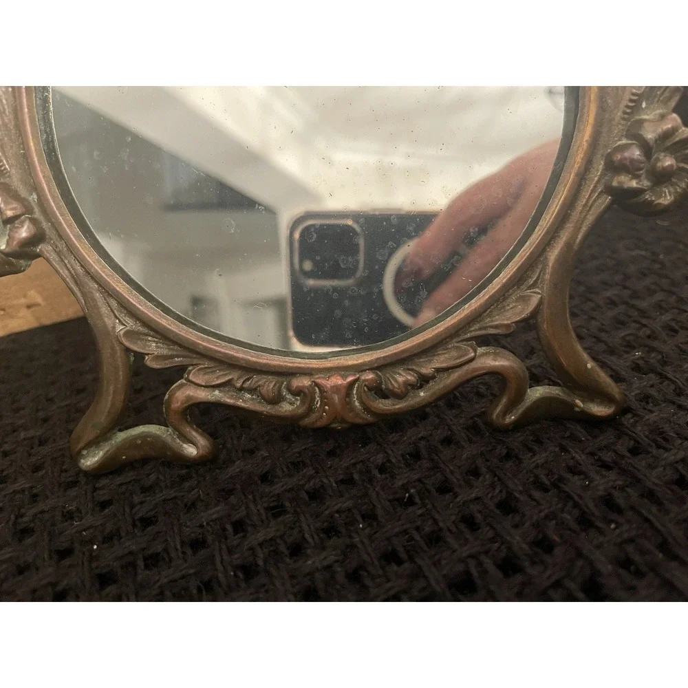 Mirror Palais good preowned