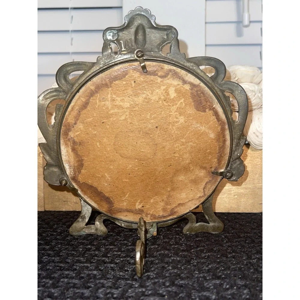 Mirror Palais good preowned