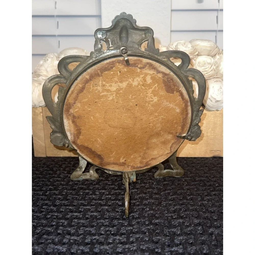 Mirror Palais good preowned