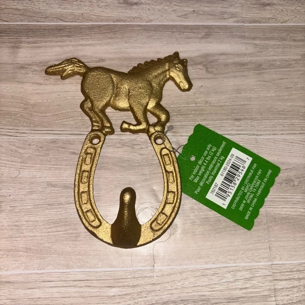 Elegant Gold Horse Wall Hook