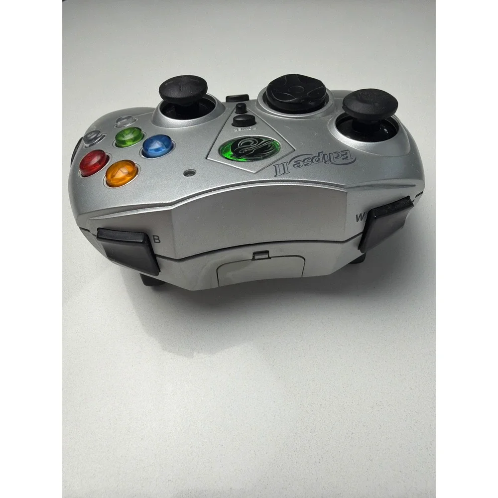Pelican Eclipse II Wireless Controller for Original Xbox Silver PL-2020