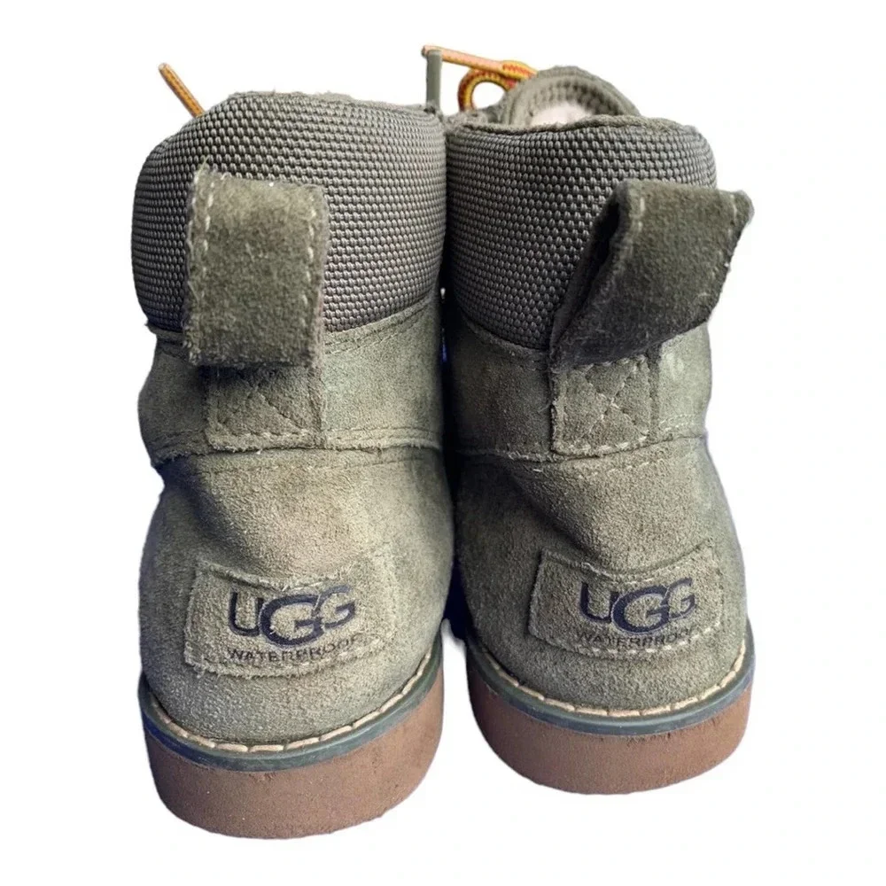 UGG suede boot