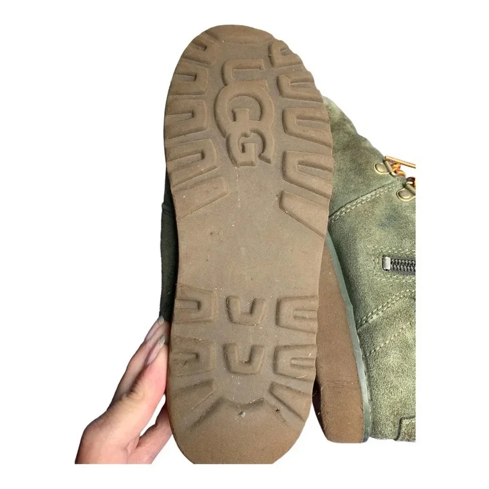 UGG suede boot