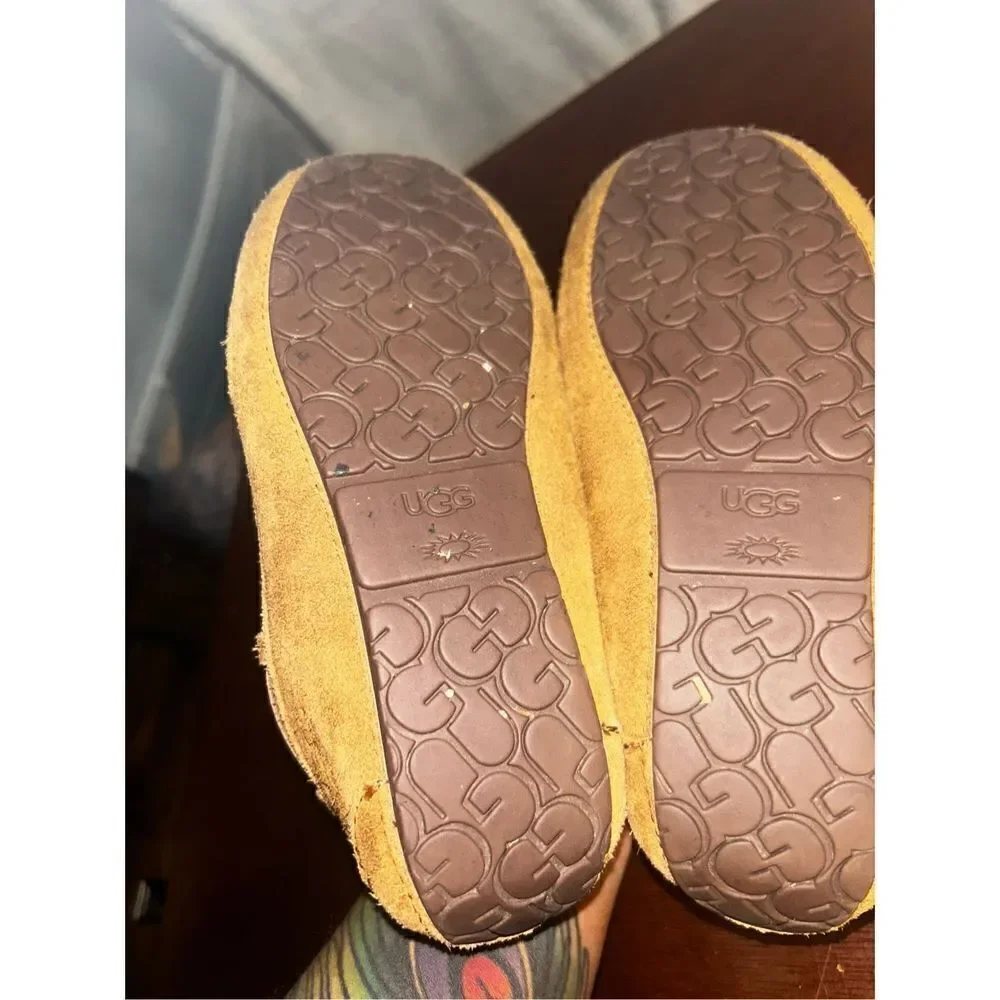 UGG girls size