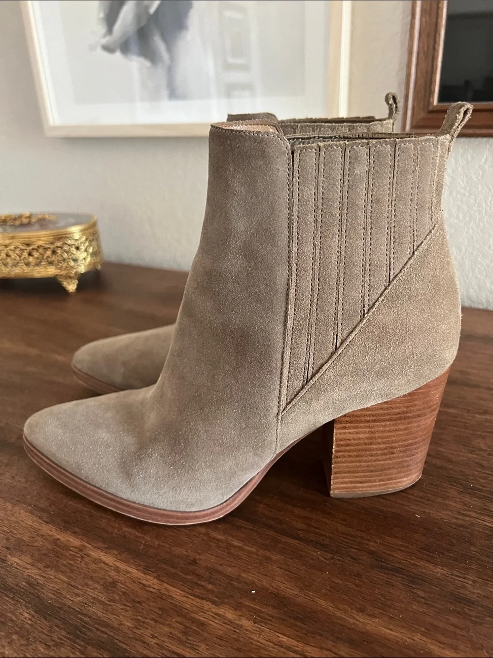 Marc Fisher LTD Alva Pointy Toe Suede Booties - Light green - Size 9.5
