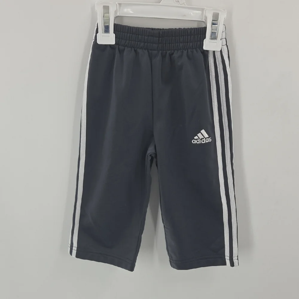 adidas stylish tracksuit