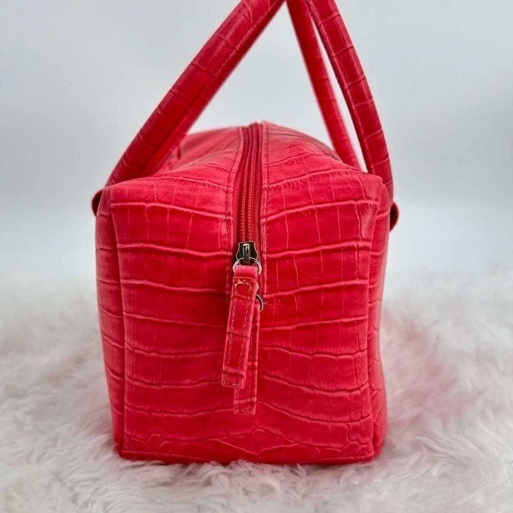 Susan Nichole Pink Crocodile Vegan Leather Oneness with Earth Hand/Cosmetic Bag