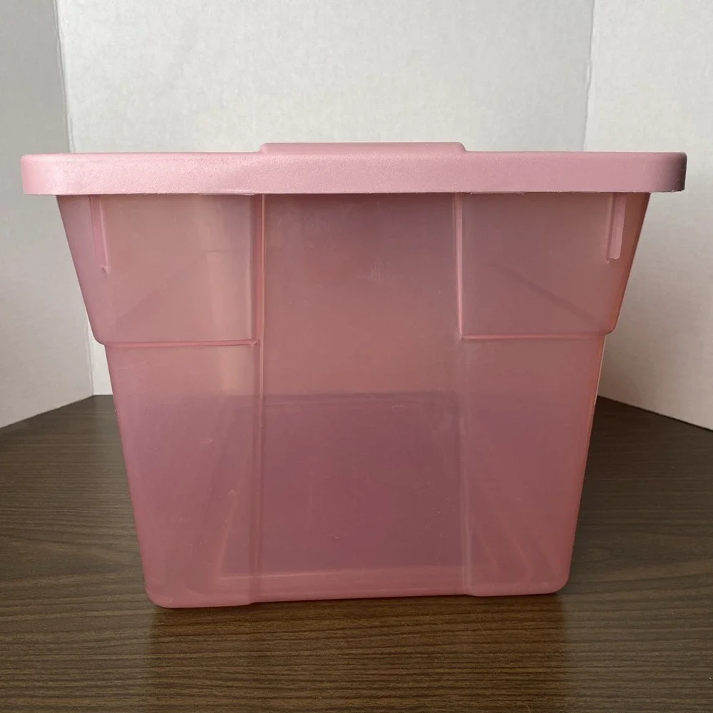 Rubbermaid preowned vintage