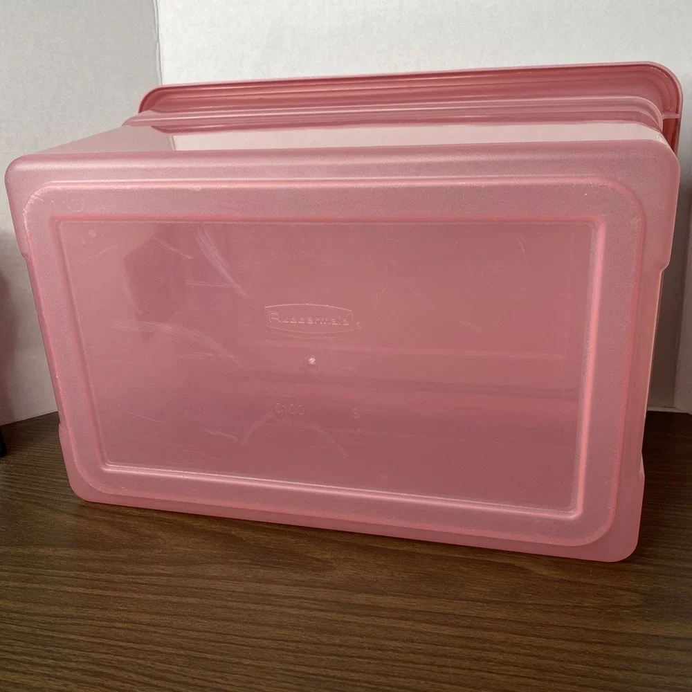 Rubbermaid preowned vintage
