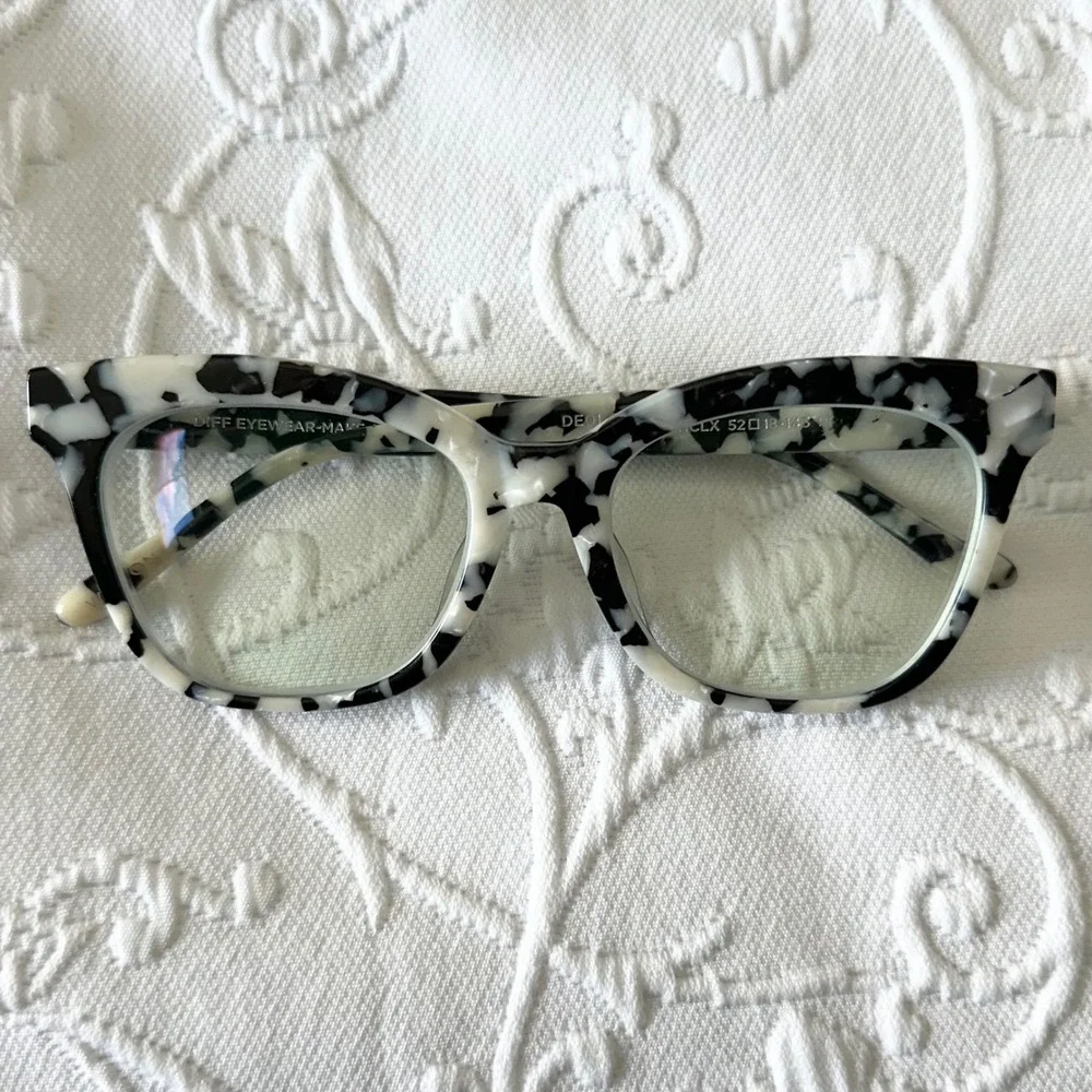 DIFF Eyewear Winston‎ Black & White Rich Hide Cow Hide Cat Eye/ Square Frames