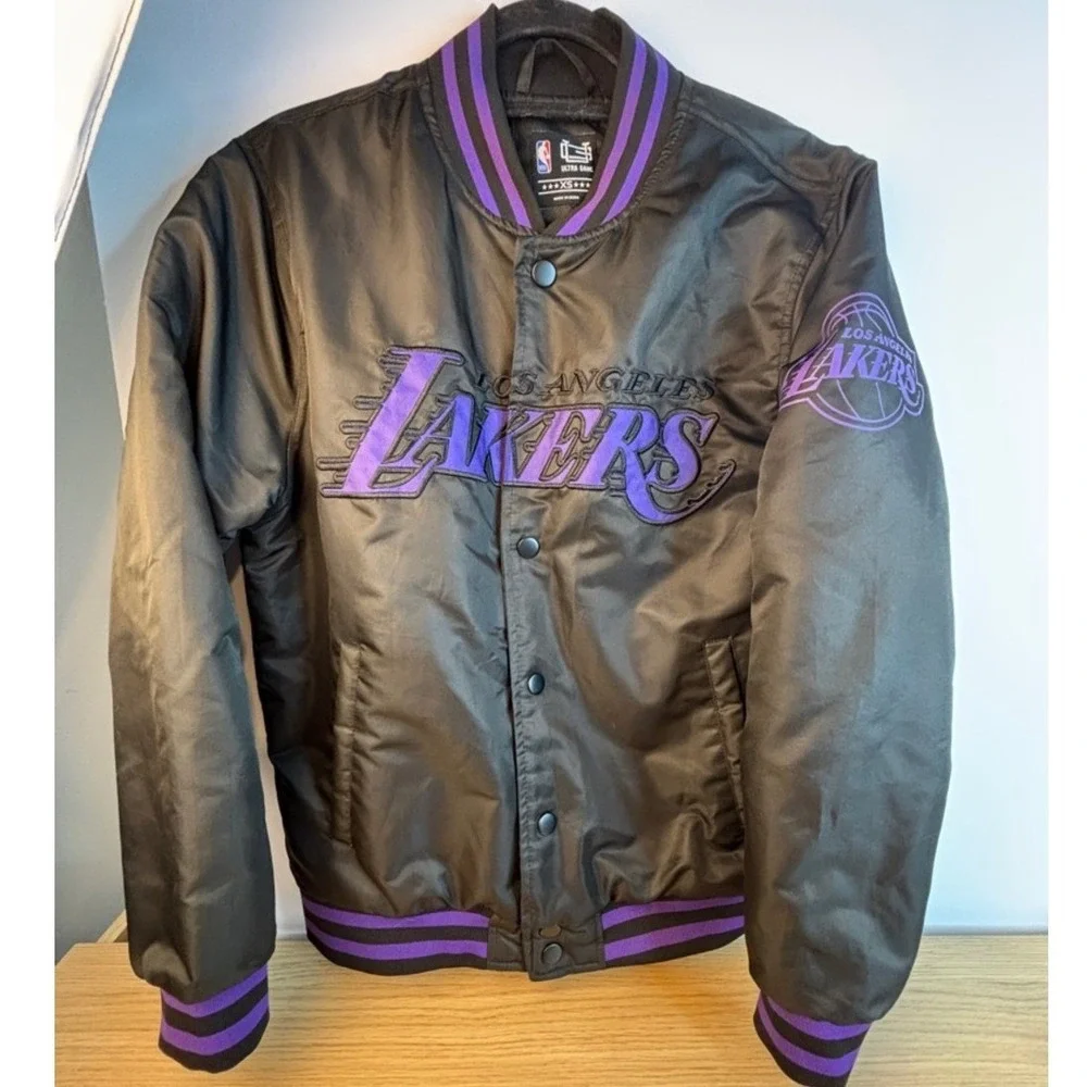 Ultra Game Jacket Los Angeles Lakers Varsity Bomber XS‎ Black Purple NBA